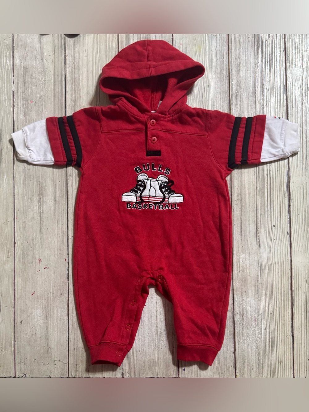 90s Vintage Mighty Mac Chicago Bulls Basketball hooded romper 12m Official NBA